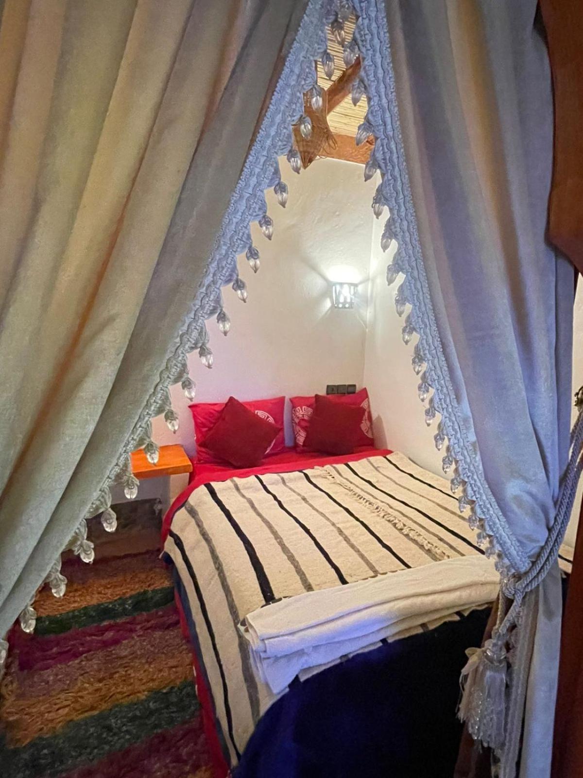 Auberge Oued Dades Boumalne Exterior foto